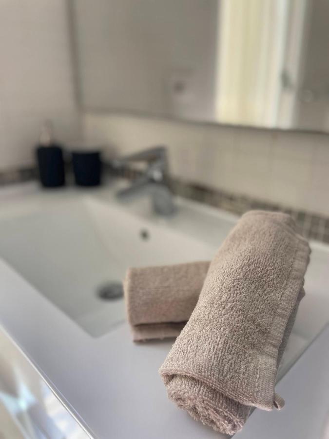 El Cortijo - Pool - Free Parking Apartament