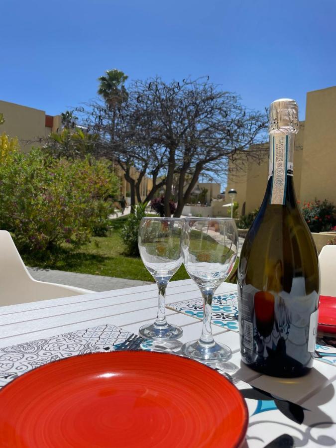 El Cortijo - Pool - Free Parking Apartament
